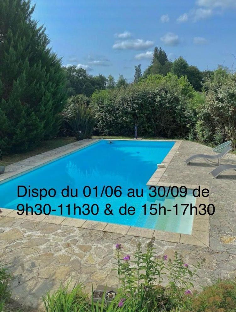 Agréable petit gîte avec piscine Salies-de-Béarn Esterno foto
